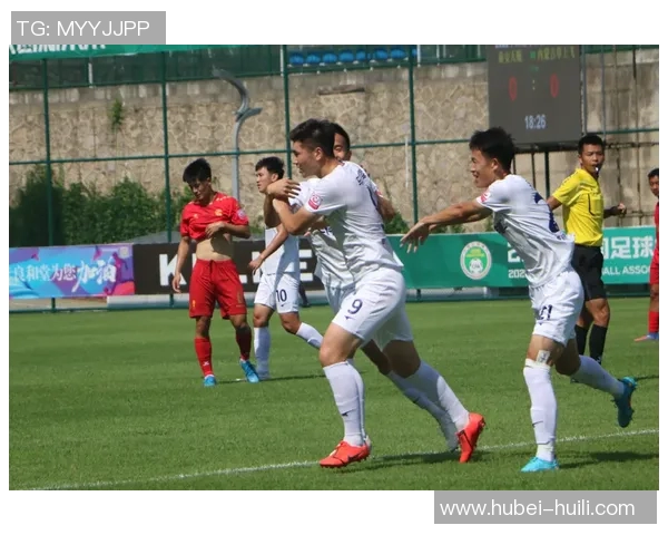 周磊专访揭秘足球成功秘诀与职业生涯背后的故事 周磊专访揭秘足球成功秘诀与职业生涯背后的故事